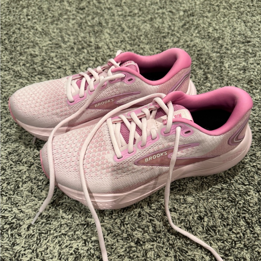 Brooks Glycerin 21 in Pink Lady/Fuschia Pink